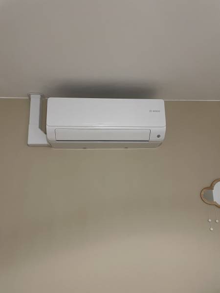 Installation Bosch Climate 5000m tri-split à Bettant (01)