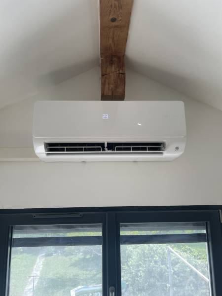 Installation d’un mono-split et d’un bi-split BOSCH Climate 6000 à Saint-Sorlin-en-Bugey