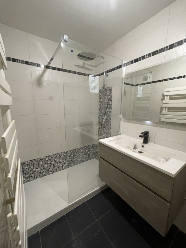 Remplacement de Baignoire par un Receveur à Rillieux-la-Pape